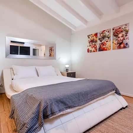 בית נופש Charming And Comfy 3 Bdr House By Lovelystay Barao de Sao Joao