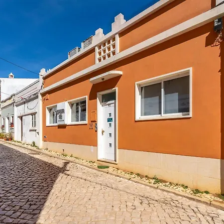 Charming And Comfy 3 Bdr House By Lovelystay Σπίτι διακοπών